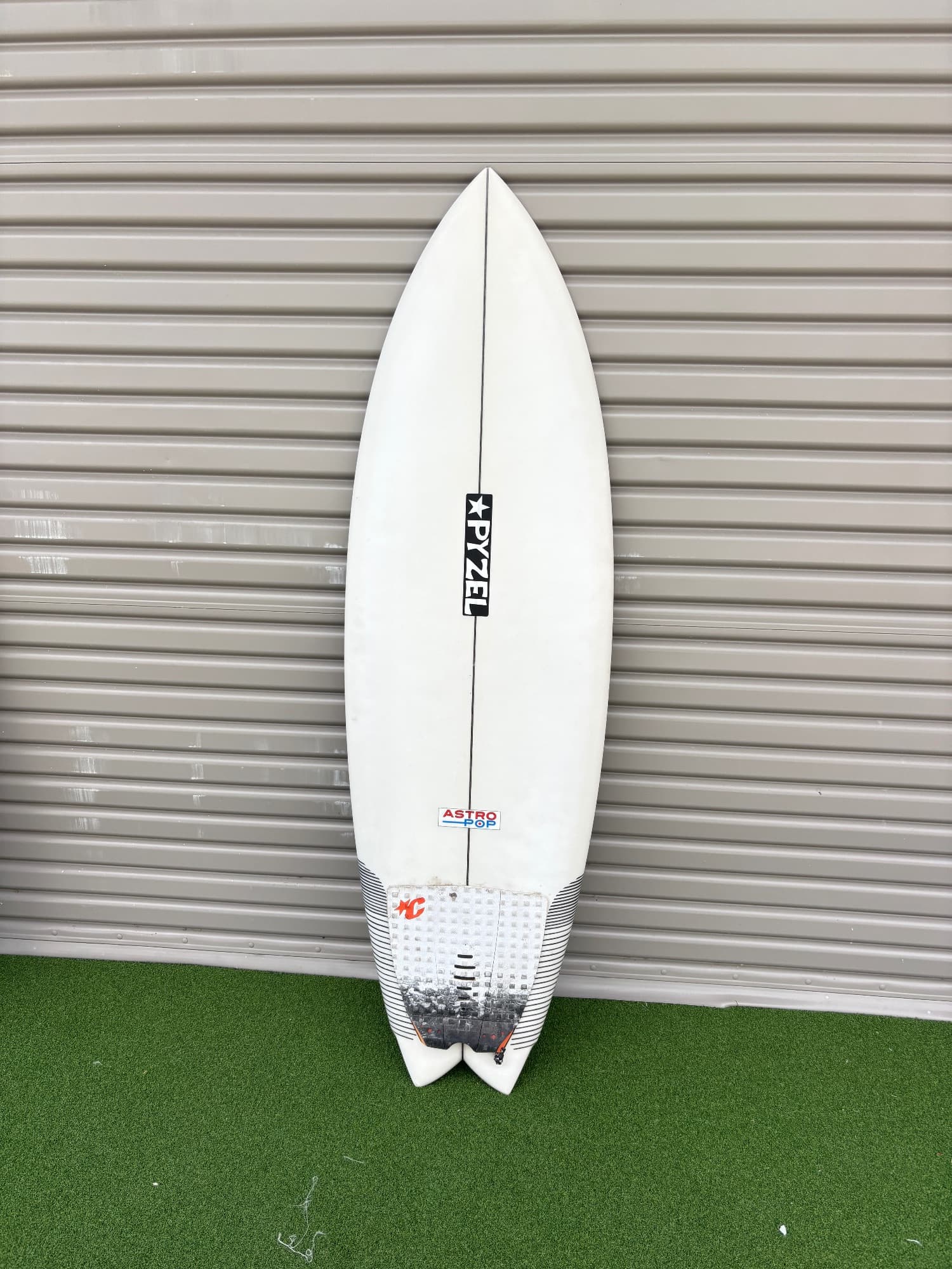 Pyzel Surfboards Astro Pop 5’6