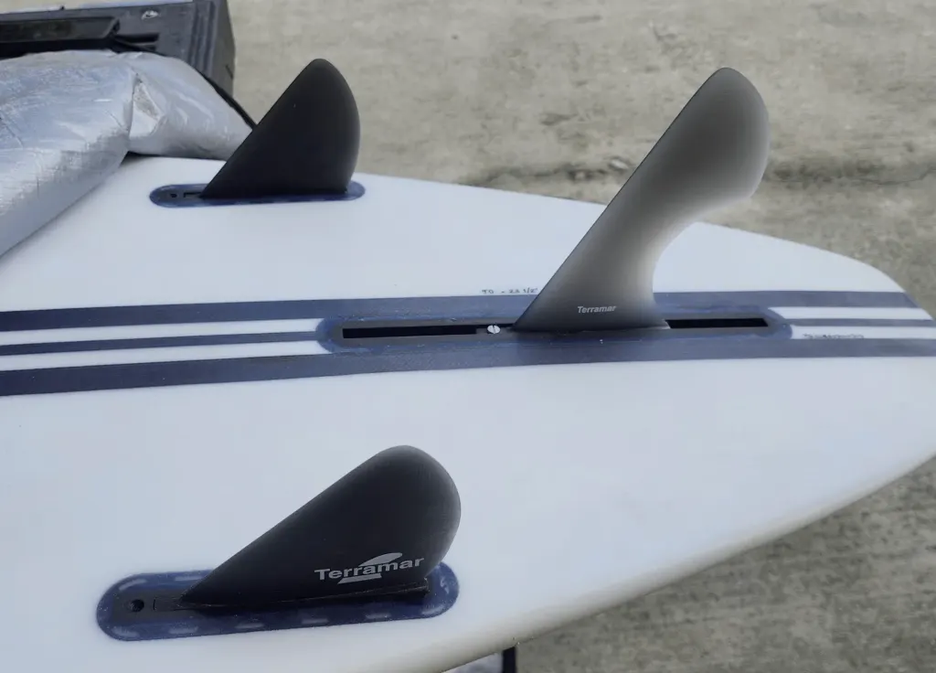 TERRAMAR SURFCO "HALF MOON" 2+1 ALL GLASS SURFBOARD FINS - Image 1