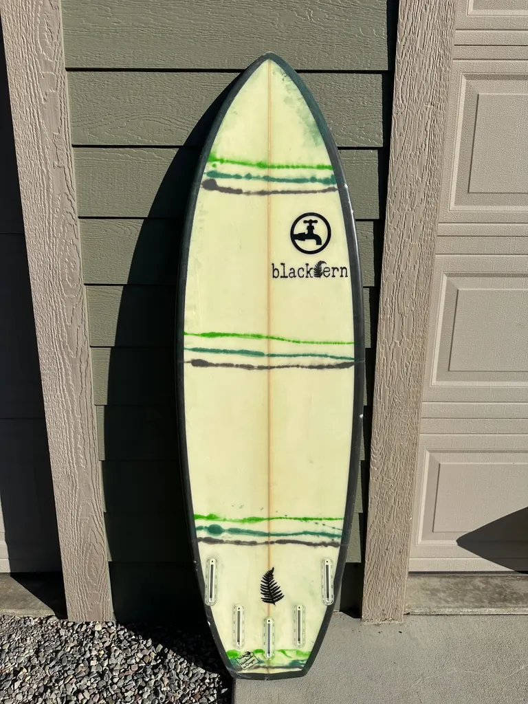 Blackfern Surfboards 5’7 - Image 2