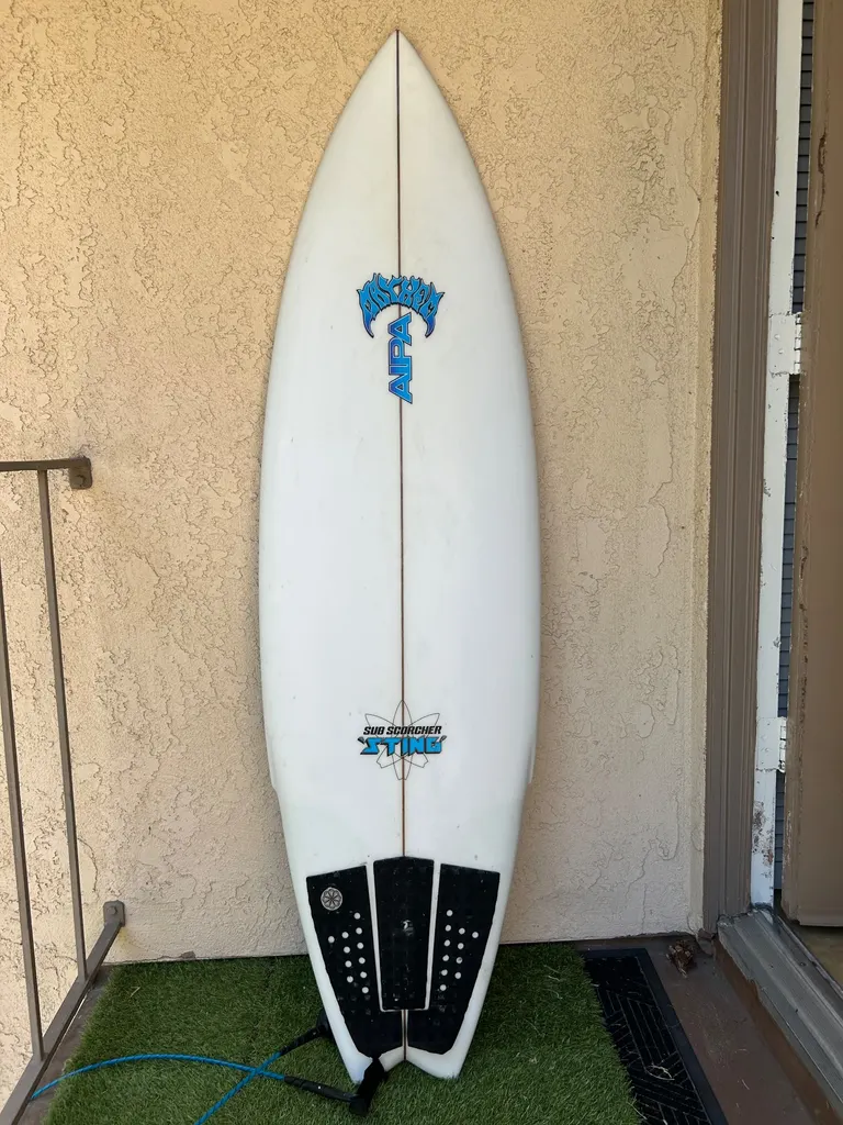 5’9 Lost Sub Scorcher Sting - Image 1