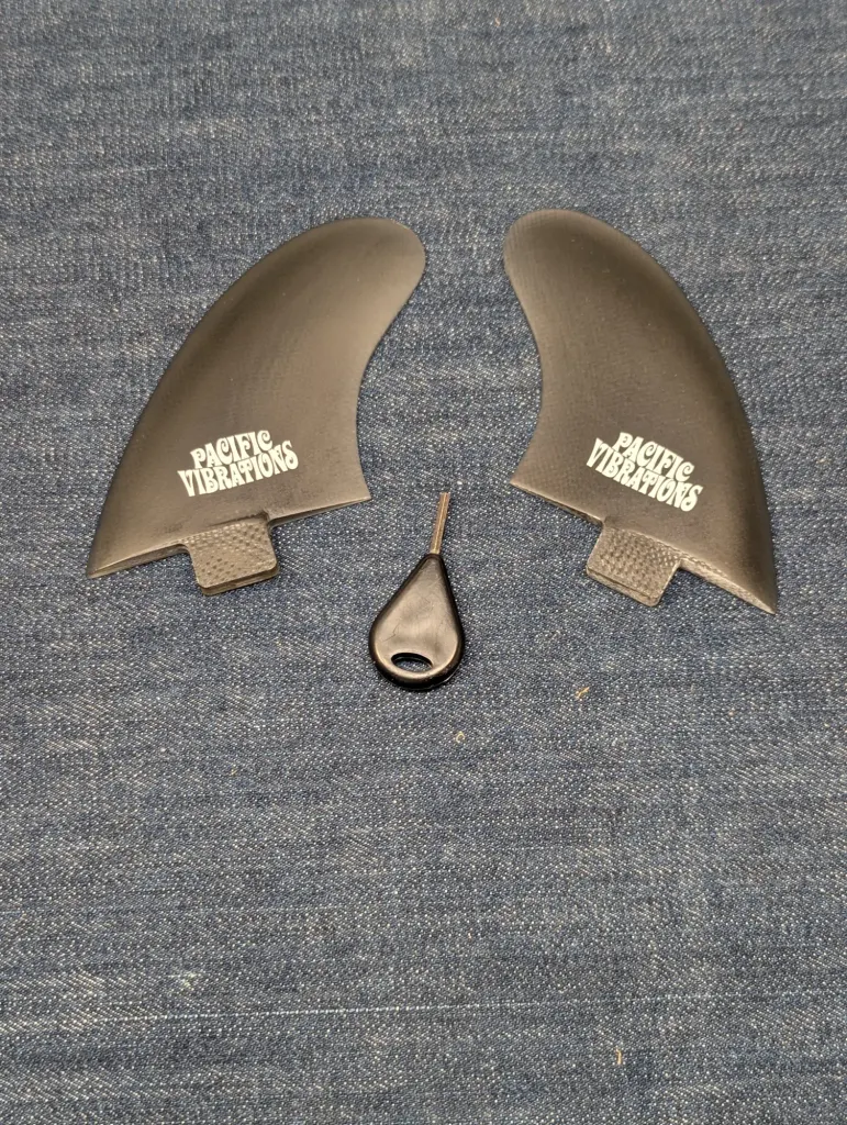 PACIFIC VIBRATIONS Twinzer Front Fits FCS Canards 0 Degree - Image 1