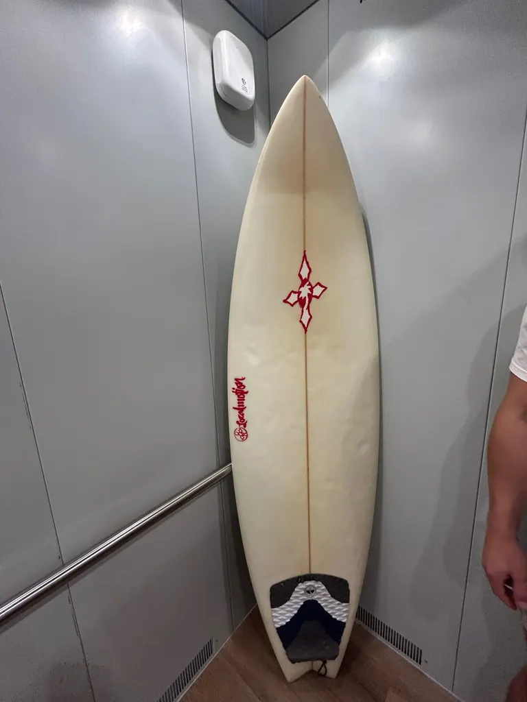 6’4 Local Motion - Image 1