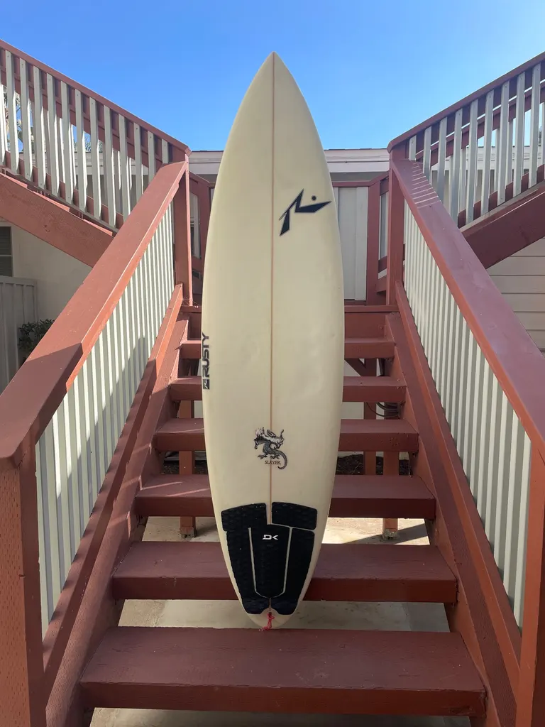 6’4 Rusty Slayer, 35.5L, PU/Poly - Image 1