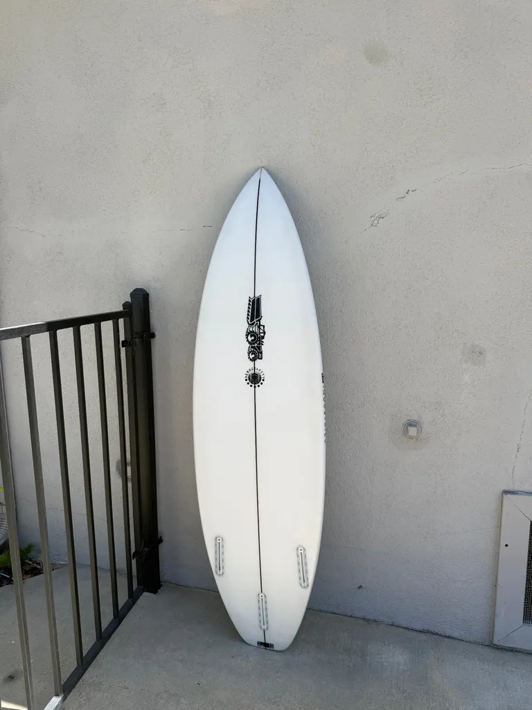 5'6" JS Surfboards Xero Gravity - Image 2