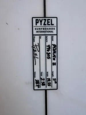 5’10 Pyzel Pyzalien 2 - Thumbnail 3