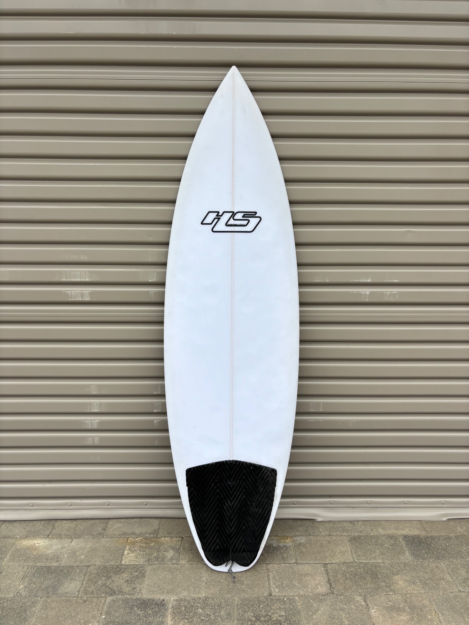 5'8 Hayden Shapes White Noiz · Reswell