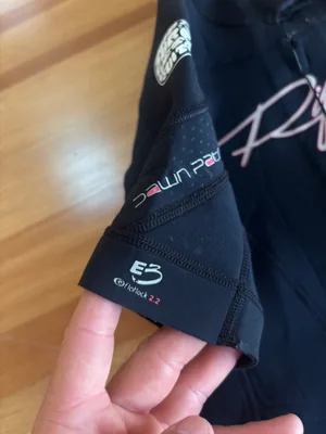 Ripcurl Women’S Spring Suit Size 8 - Thumbnail 3