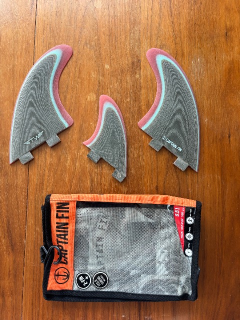 Captain Fin Tyler Warren Twin 2+1 FCS Fins · Reswell
