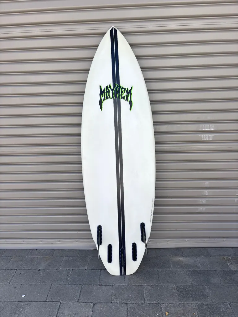 5'7 Lost Surfboards Rad Ripper With Fins! - Image 6