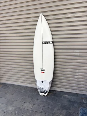 5’10 Pyzel Surfboards Shadow - Thumbnail 4