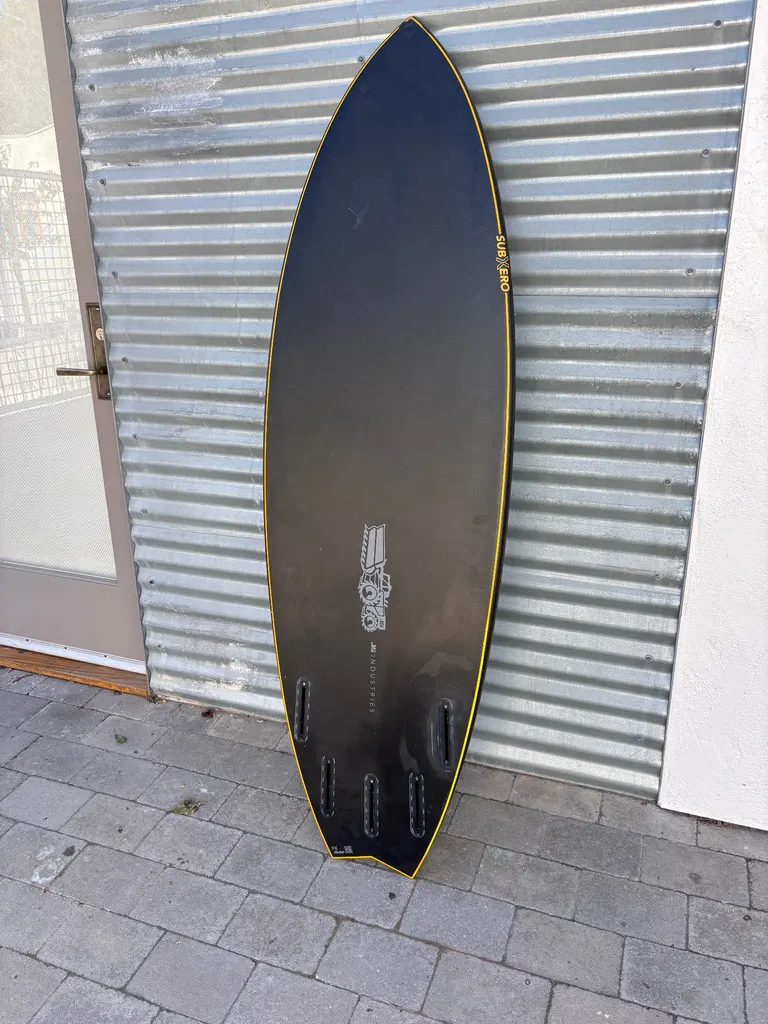 5’8 JS Surfboards Sub Xero Carbotune - Image 6