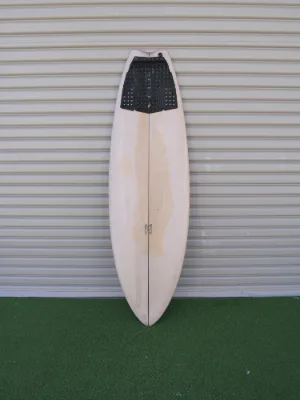 Derrick Disney 5'5 Quad With Fins - Thumbnail 5