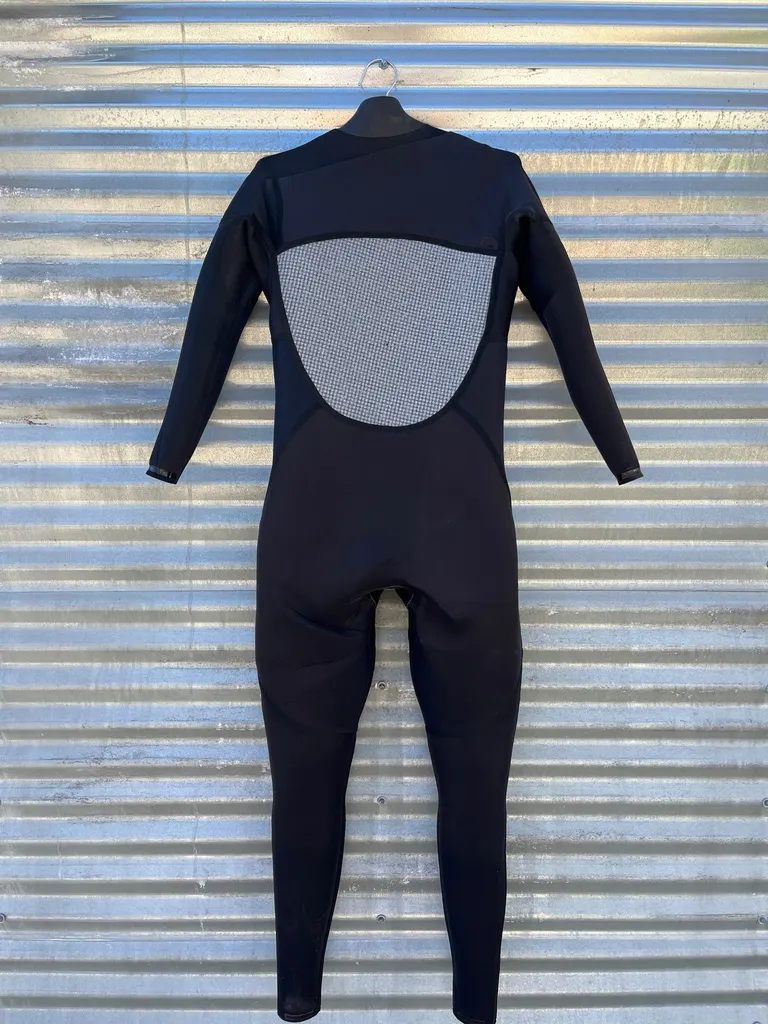 4/3mm 16S Wetsuit - Image 2