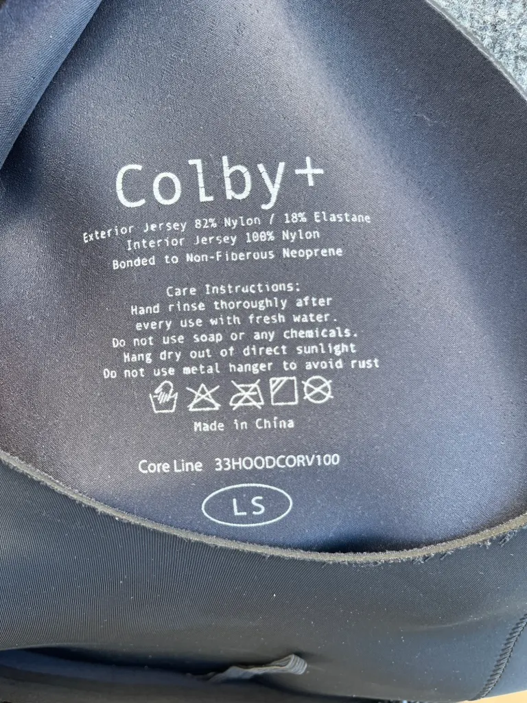 Colby Plus 3 Mm Hooded Wetsuit -Large Short (LS) - Image 5