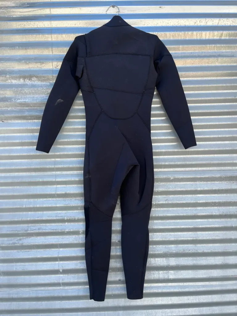 NeedEssentials Wetsuit 3/2 - Medium - Image 2