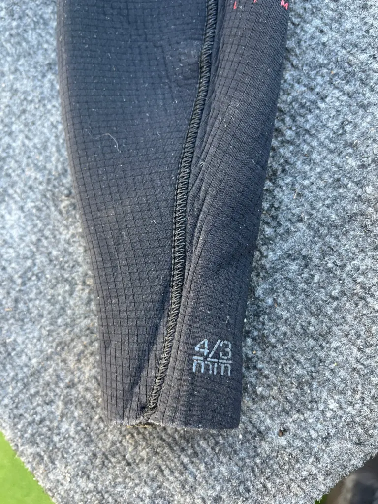 Xcel Wetsuit 4/3 Hooded Backzip - M - Image 6