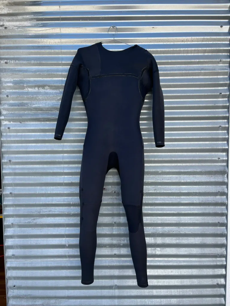 ColbyPlus Liquid Sealed Hooded 4/3 Chest Zip -M - Image 4