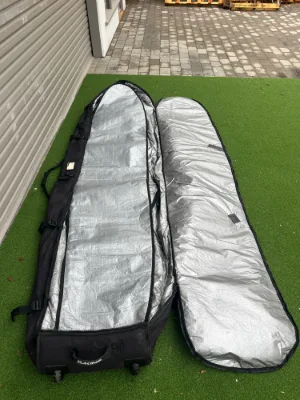 Dakine World Traveler Quad Surfboard Roller Bag 9'0" - Thumbnail 6