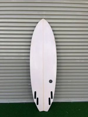 5'11" Radio 5'11 Custom Quad - Thumbnail 4