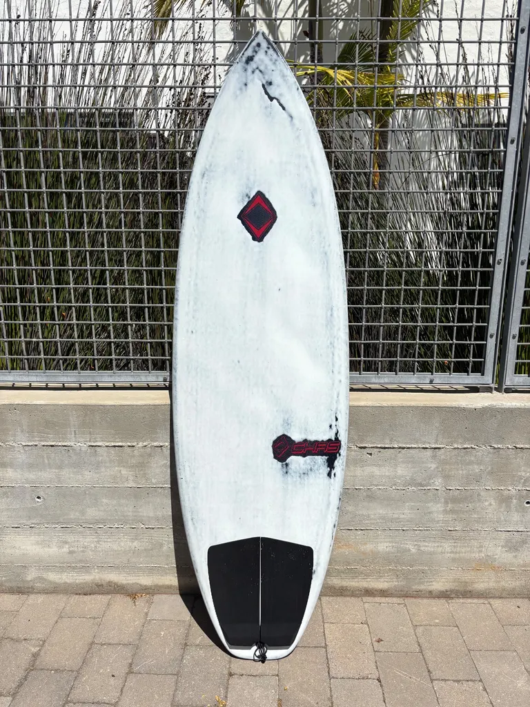 5’10 Chas Surfboard Custom - Image 1