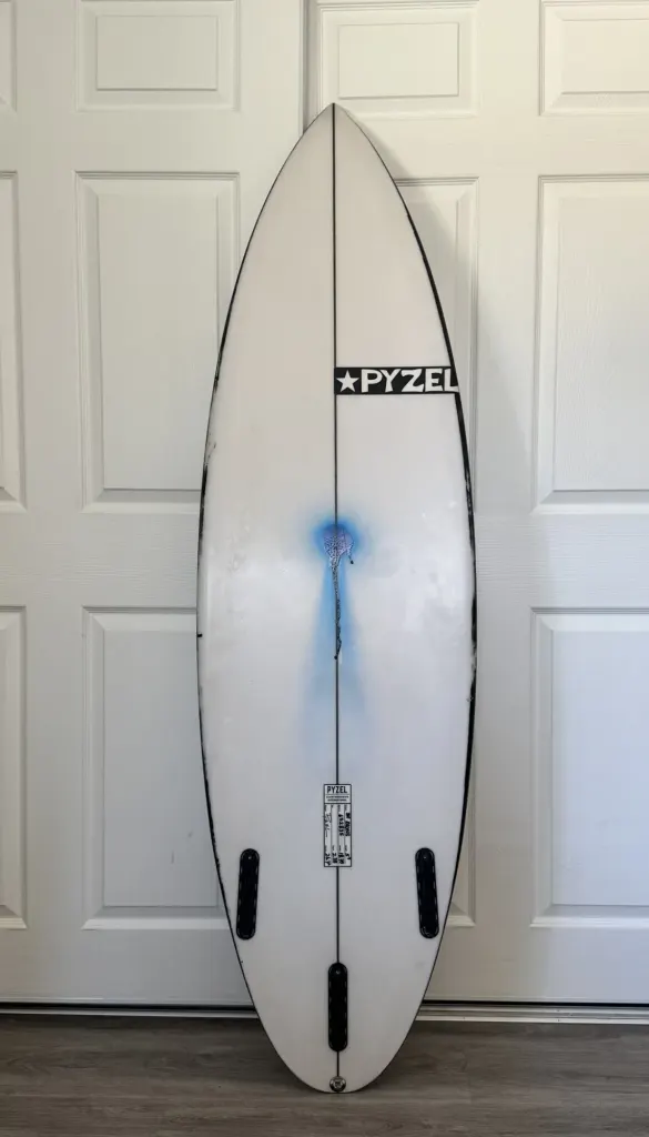 Pyzel Surfboards Radius, 5'9" 26.7 L - Image 2