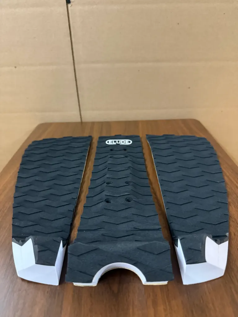 ELUDE Arch Surfboard Traction Pad 3M Adhesive - Black - Image 2