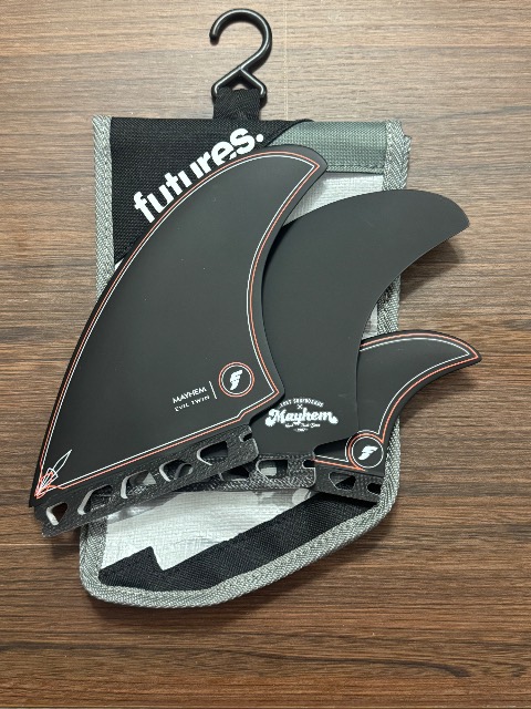 Futures Fins · Surf brand — Reswell